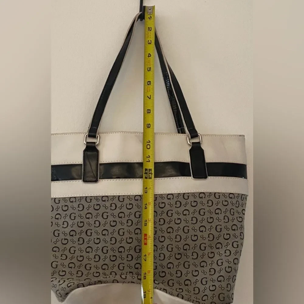 Guess Black & White Patterned Logo Tote Bag
